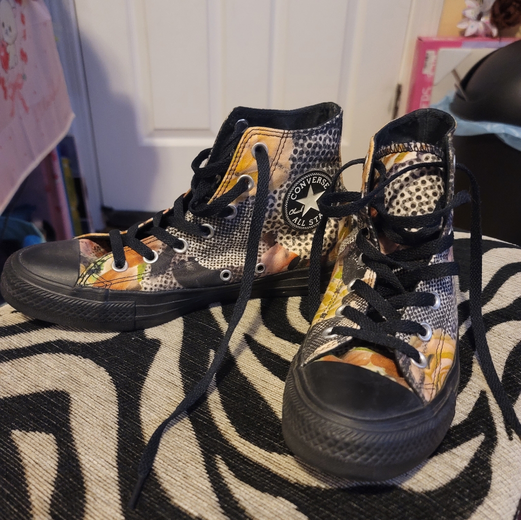 Converse All Star Hi Tops 75